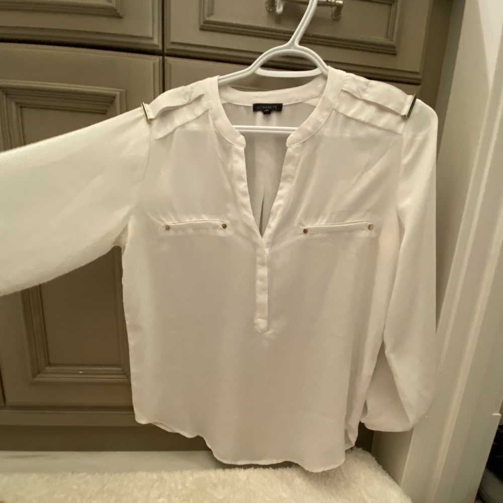 Dynamite white blouse